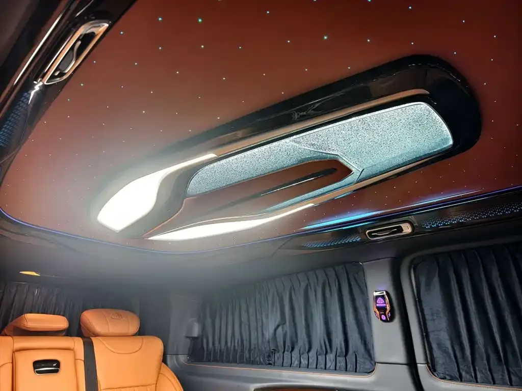 Mercedes-Benz Vito 2023 из CN, фото 4