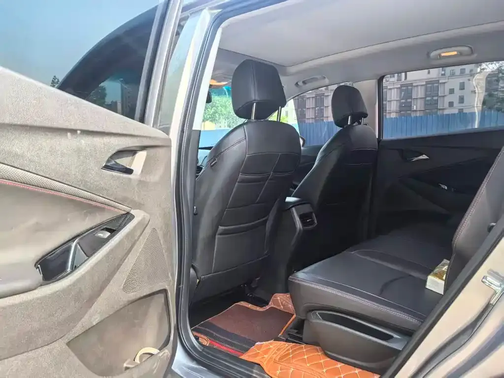 Chevrolet Volando 2022 из CN, фото 3