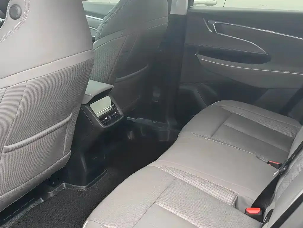 Buick E5 2023 из CN, фото 2