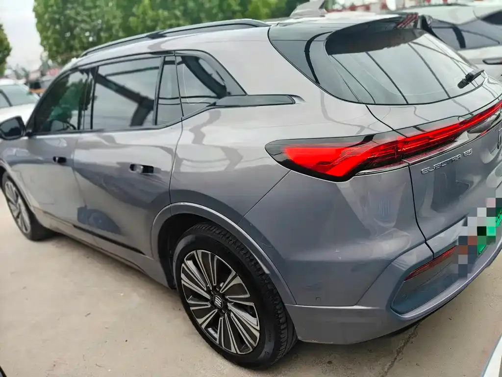 Buick E5 2023 из CN, фото 4
