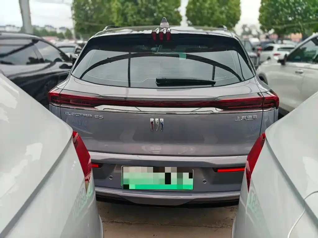 Buick E5 2023 из CN, фото 3