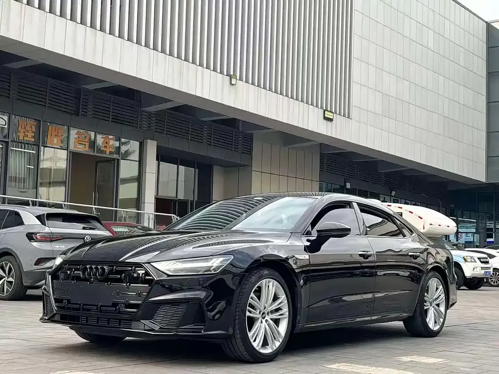 Audi A7L
