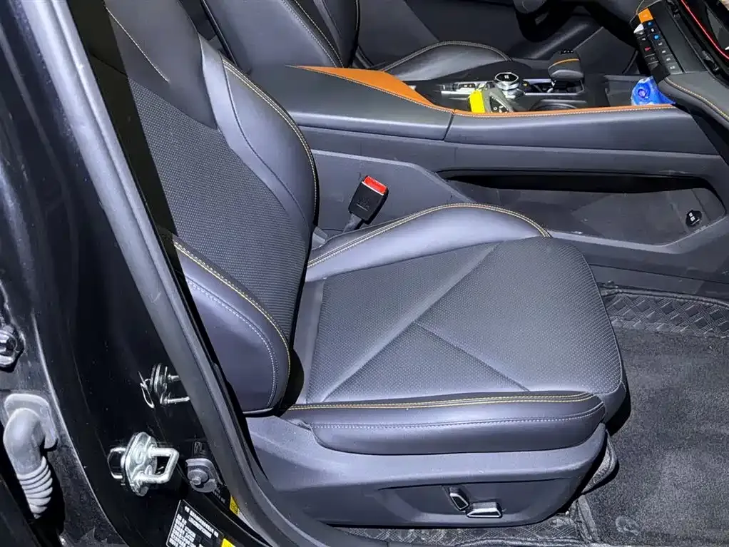 Changan UNI-V 2023 из CN, фото 7
