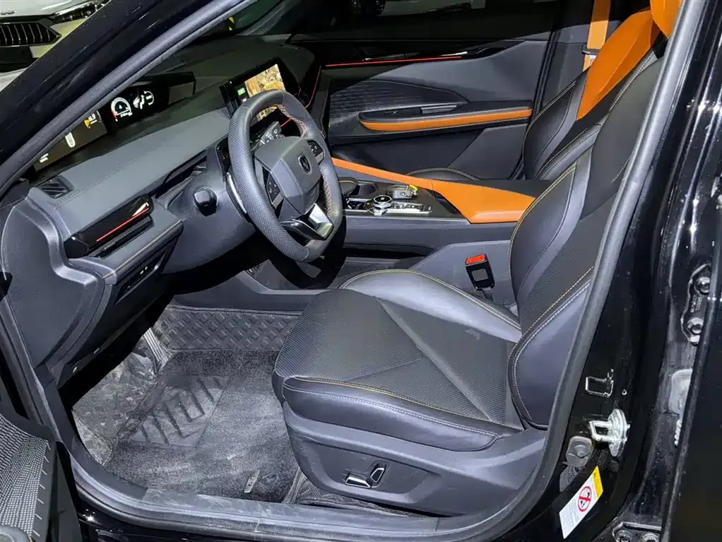 Changan UNI-V 2023 из CN, фото 6