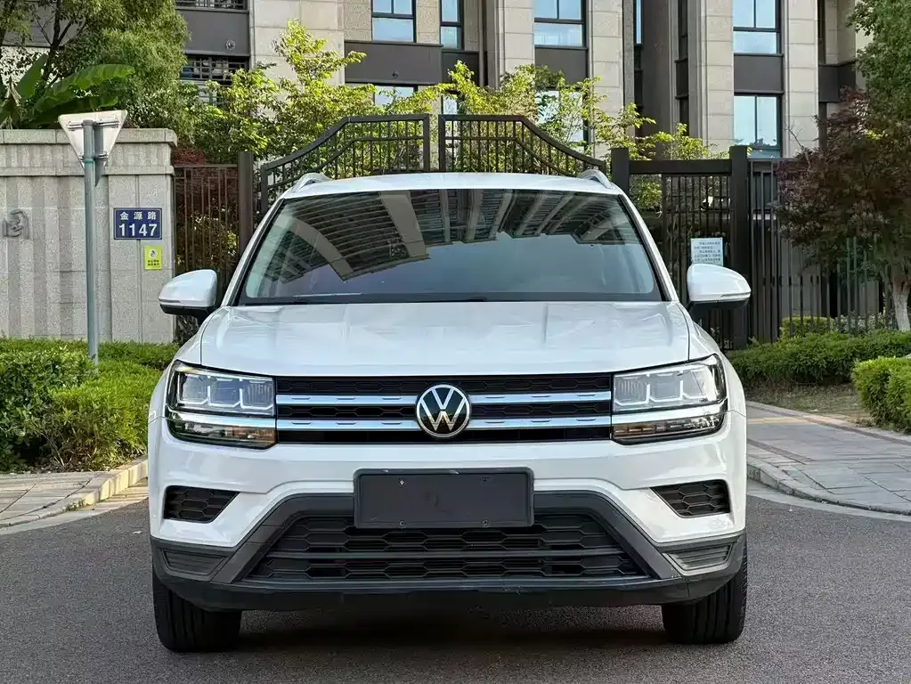 Volkswagen Tharu — фото 5