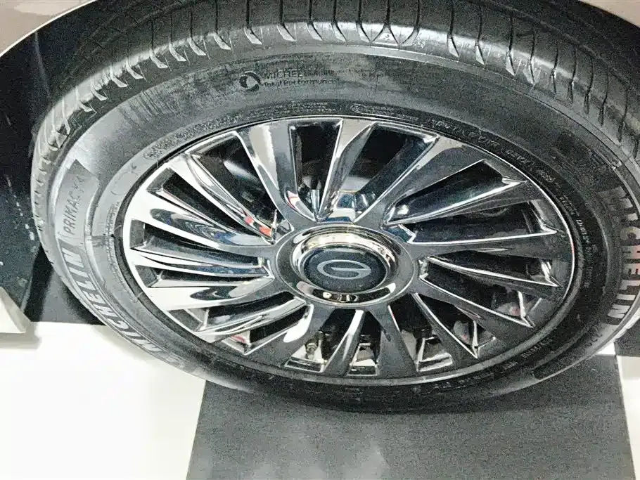 GAC Motor Trumpchi M8 — фото 10
