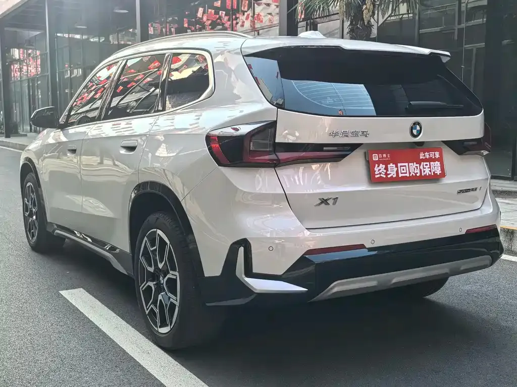 BMW X1 — фото 4