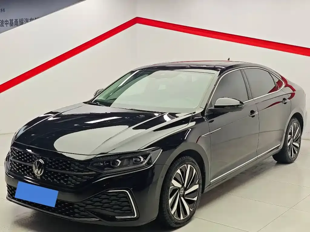 Volkswagen Passat 2021 из CN, фото 1