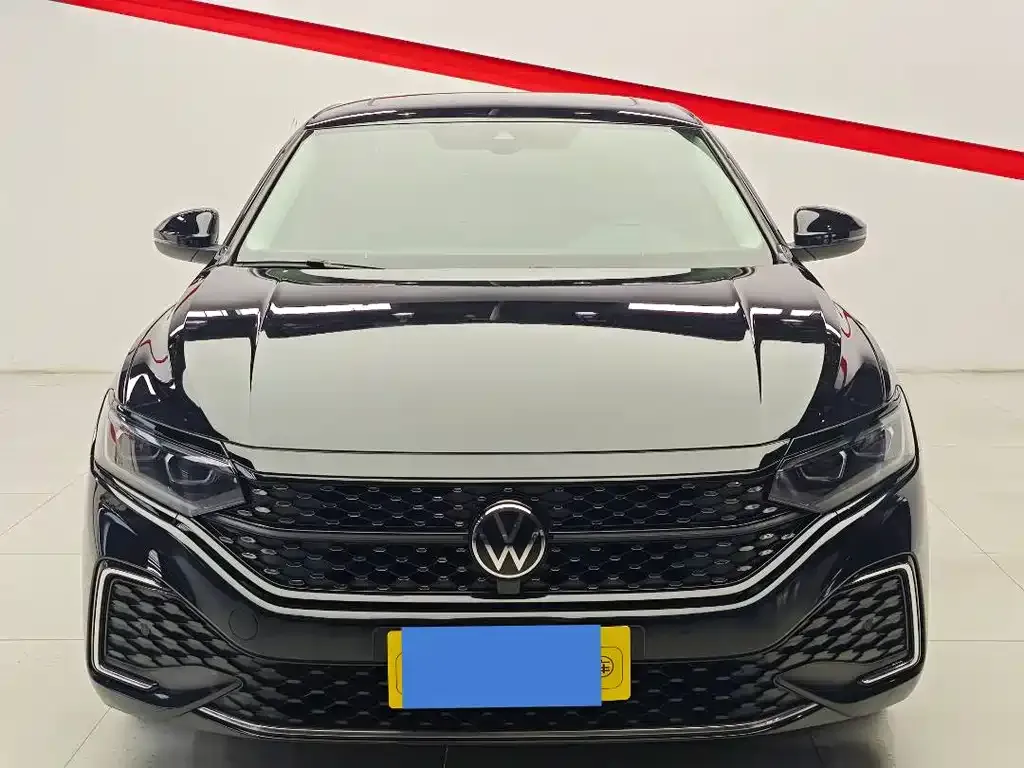 Volkswagen Passat 2021 из CN, фото 4