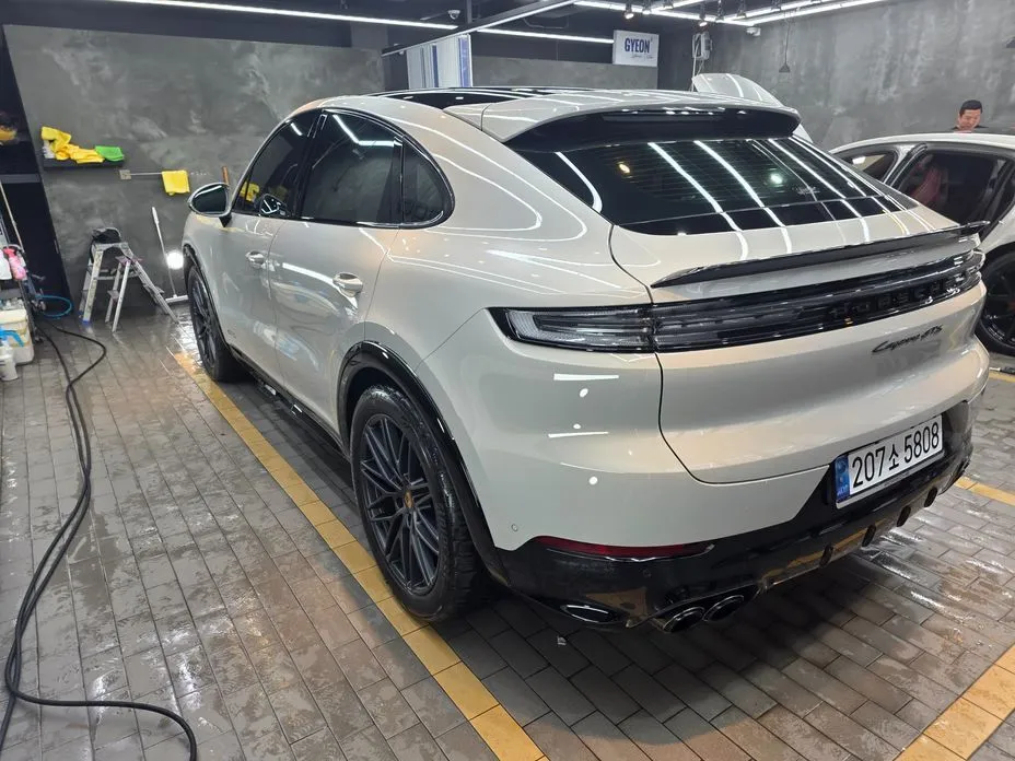 Porsche Cayenne 2025 из KR, фото 8