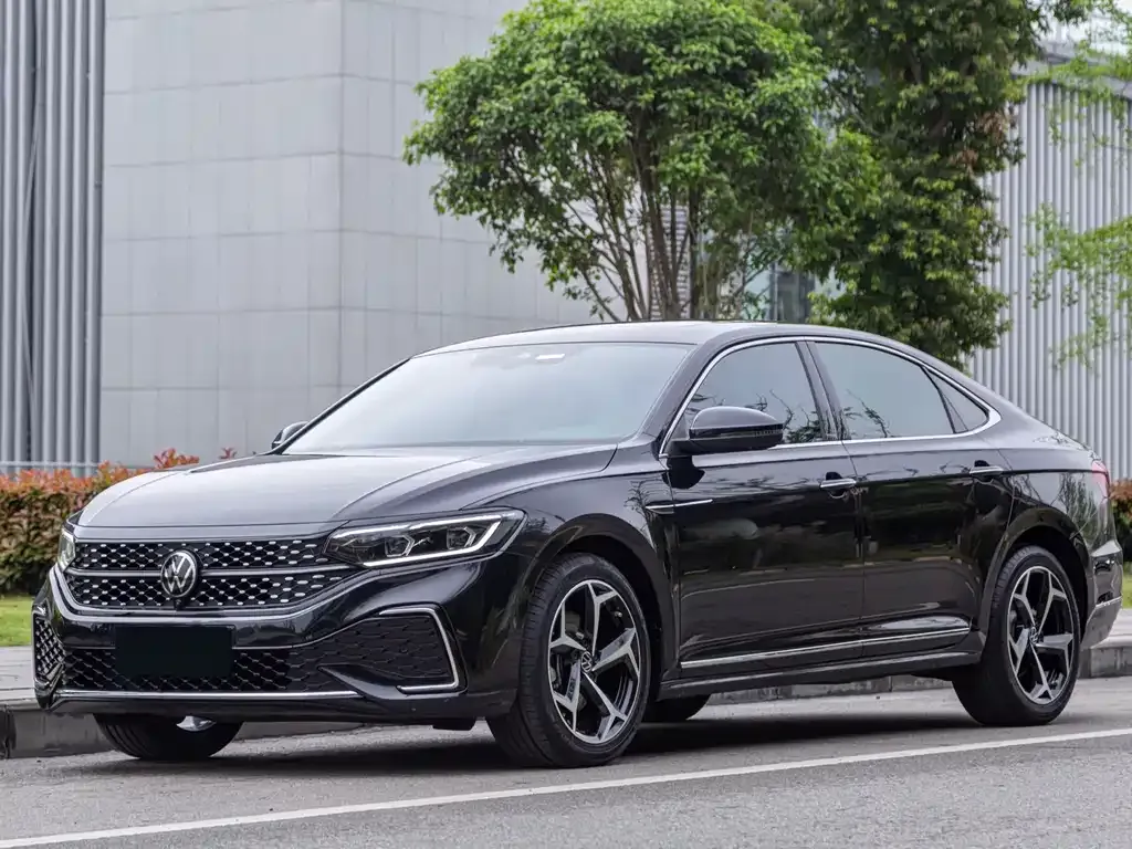 Volkswagen Passat 2022 из CN, фото 1