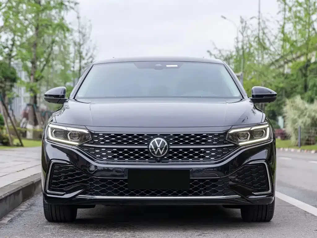 Volkswagen Passat 2022 из CN, фото 4