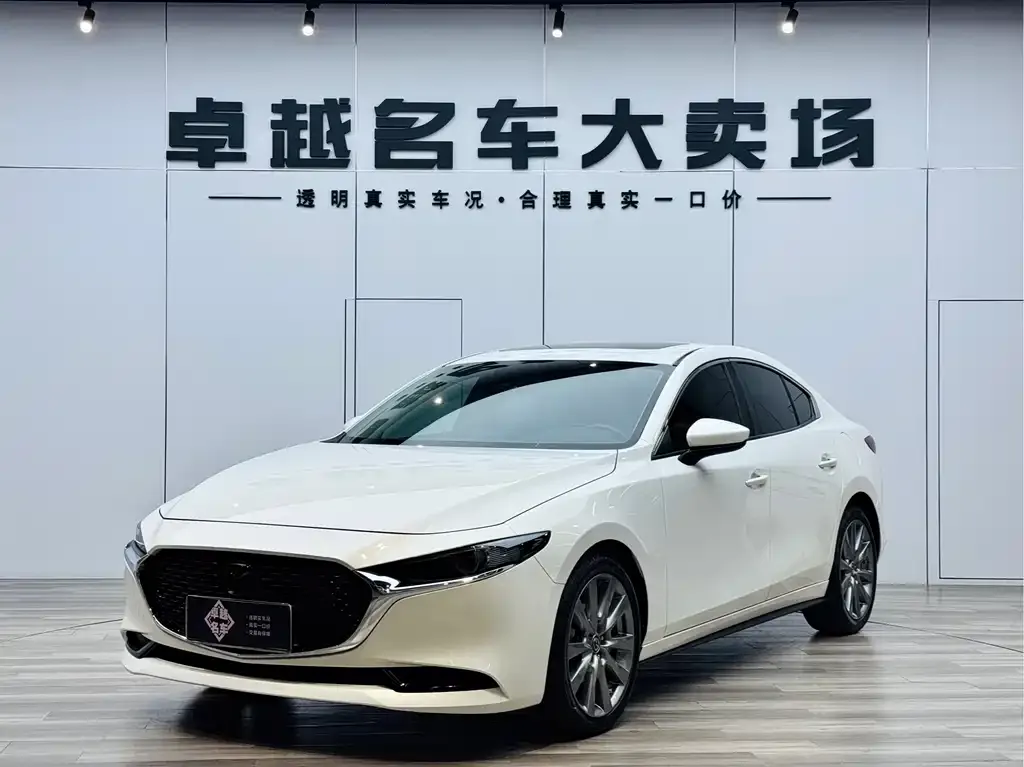 Mazda 3 Axela — фото 4