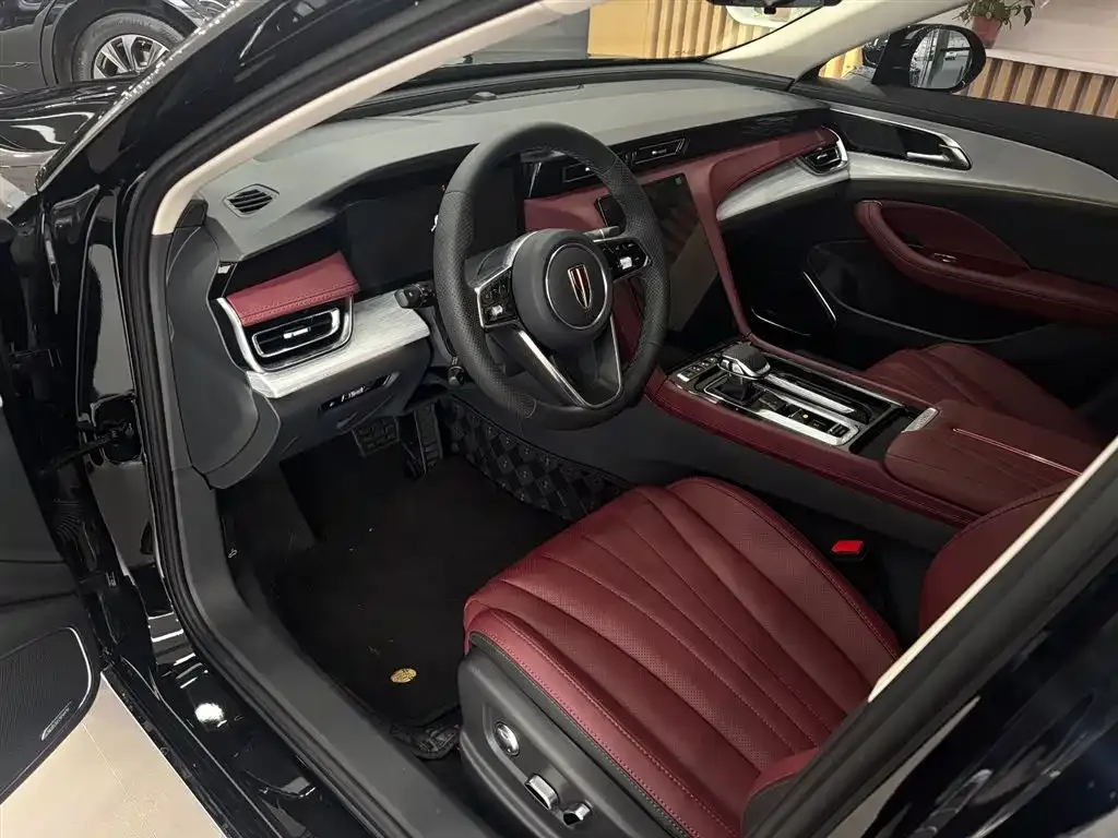 Hongqi H5 PHEV 2025 из CN, фото 5