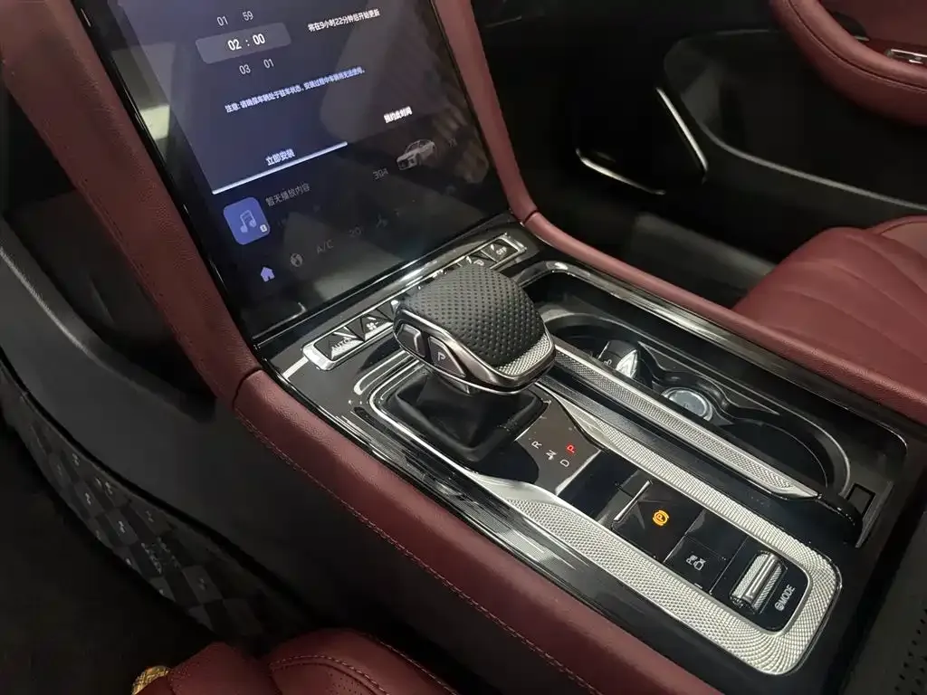 Hongqi H5 PHEV 2025 из CN, фото 7