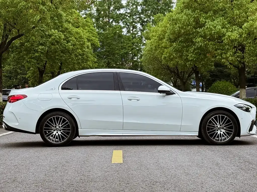 Mercedes-Benz C-Class 2025 из CN, фото 5
