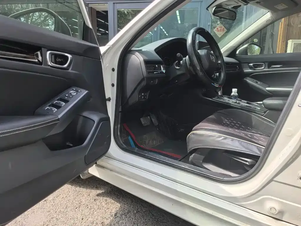 Honda Civic — фото 9