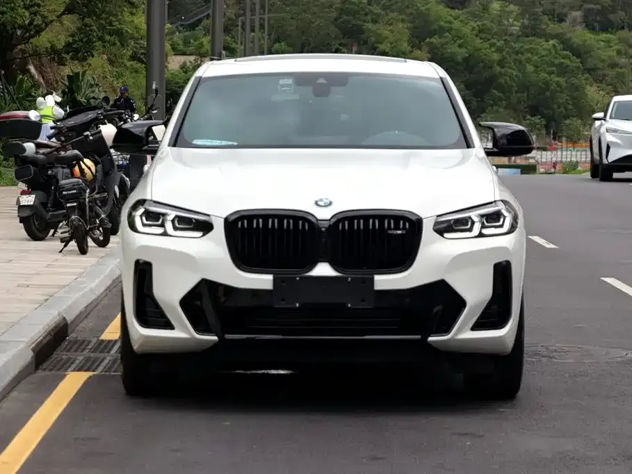 BMW X4 M40i 2024 из CN, фото 7