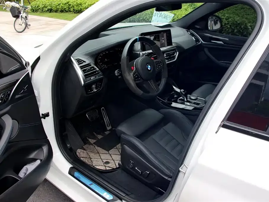 BMW X4 M40i 2024 из CN, фото 8