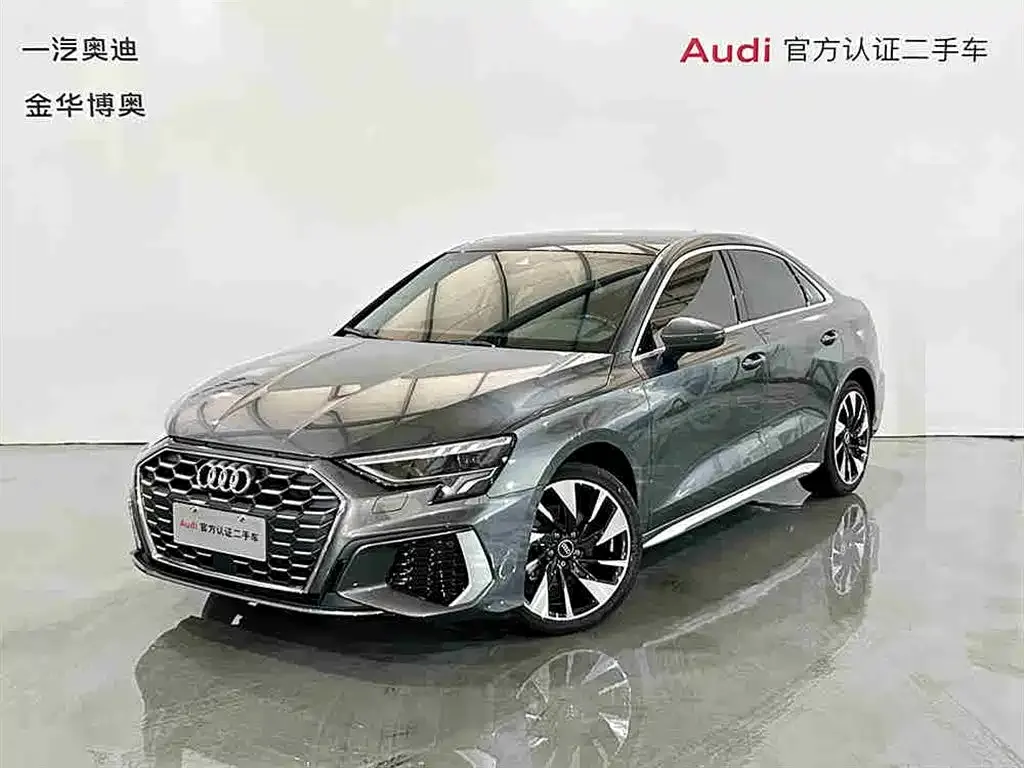 Audi A3 2024 из CN, фото 1