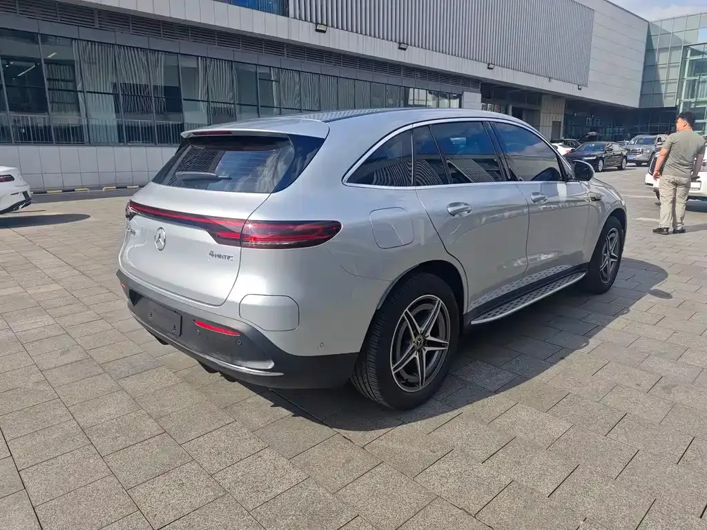 Mercedes-Benz EQC 2021 из CN, фото 8