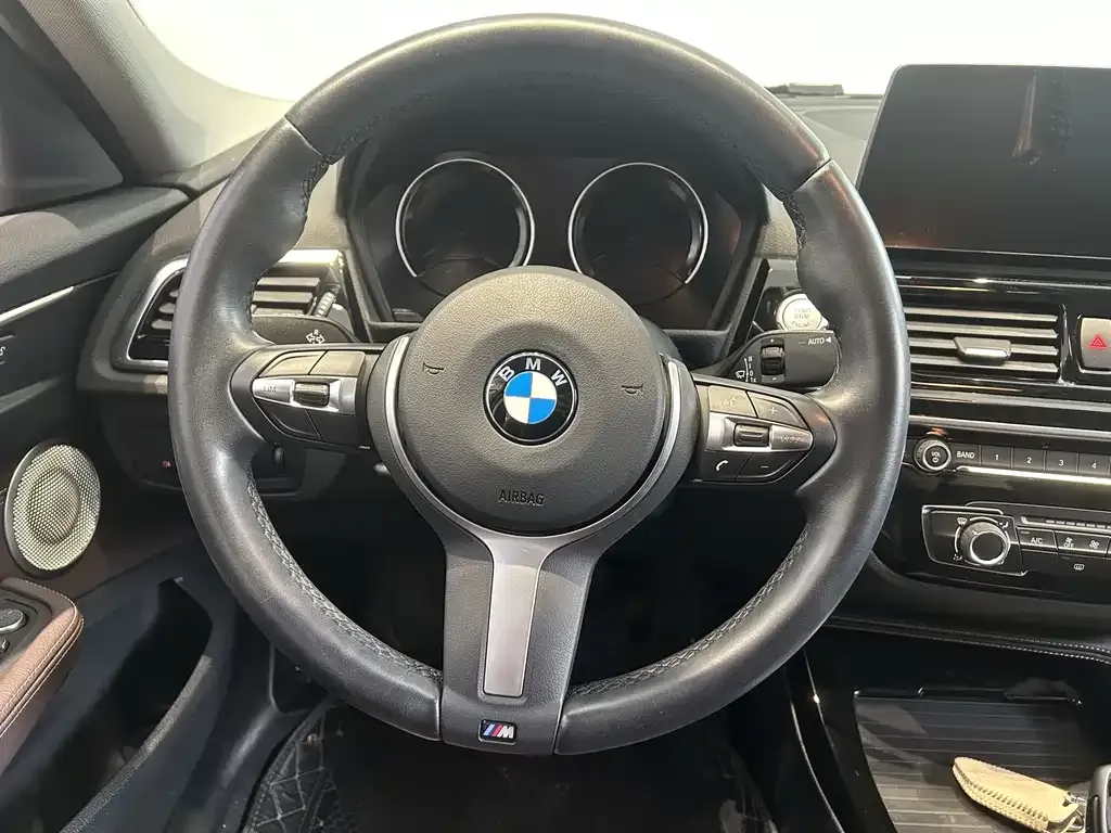 BMW 1 Series — фото 10