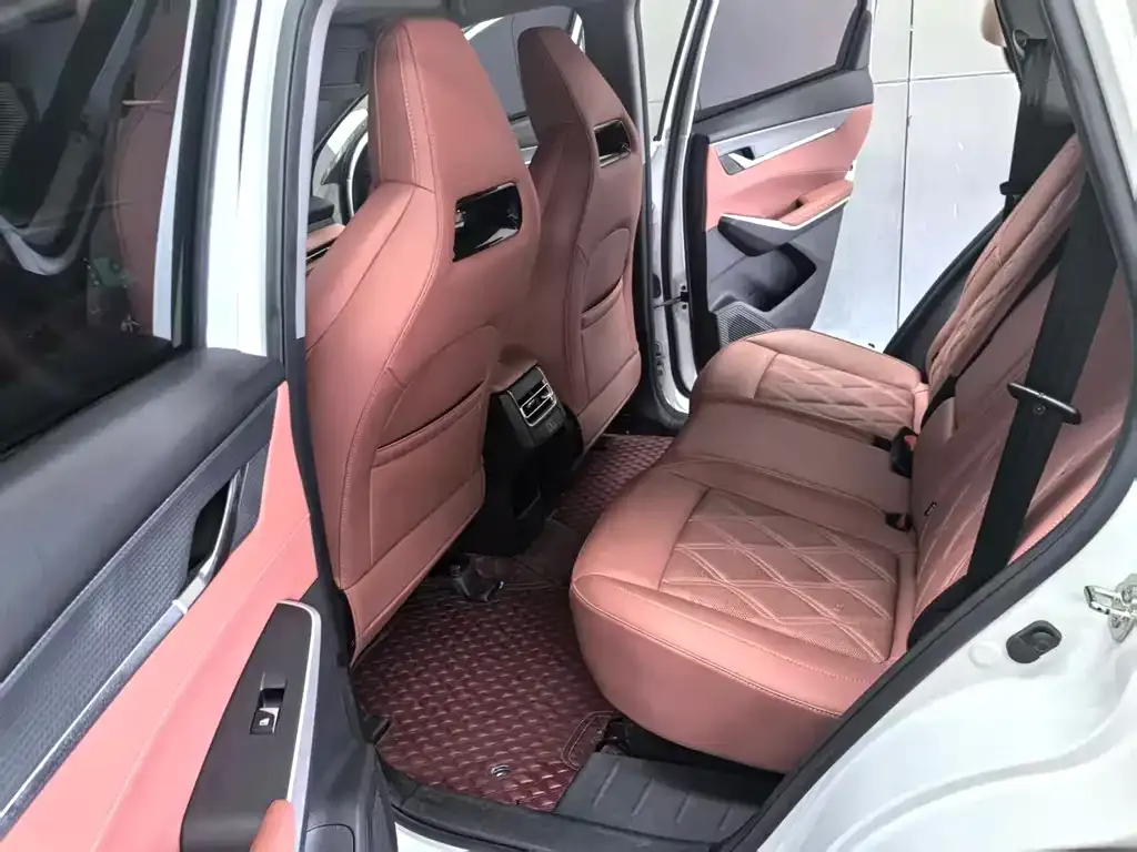 Changan CS75PLUS — фото 3