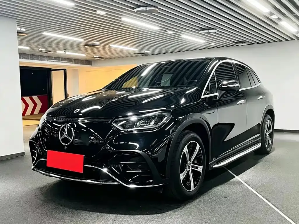 Mercedes-Benz EQE SUV