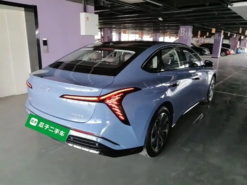 Hongqi Tiangong 05 2025 из CN, фото 10