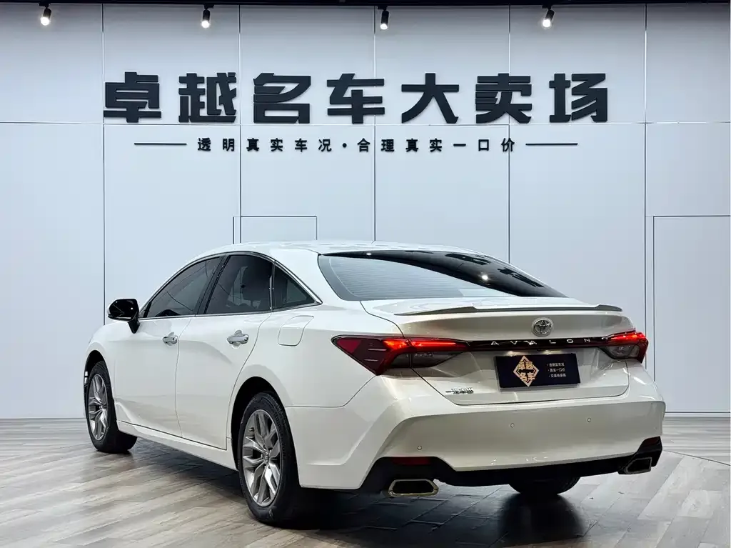Toyota Avalon 2021 из CN, фото 4