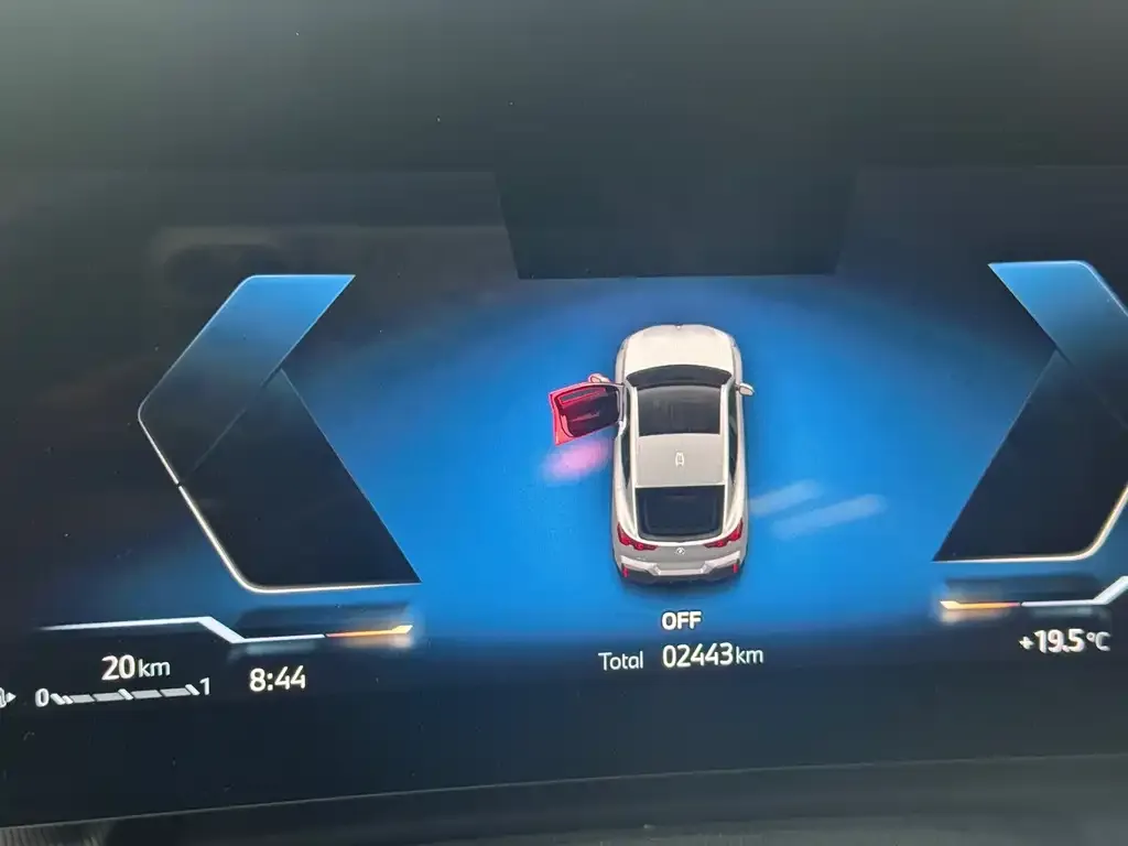 BMW X2 (Import) — фото 2