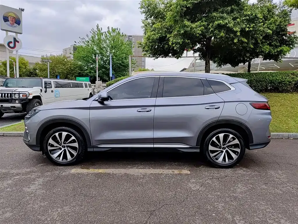 BYD PLUS New Energy — фото 3