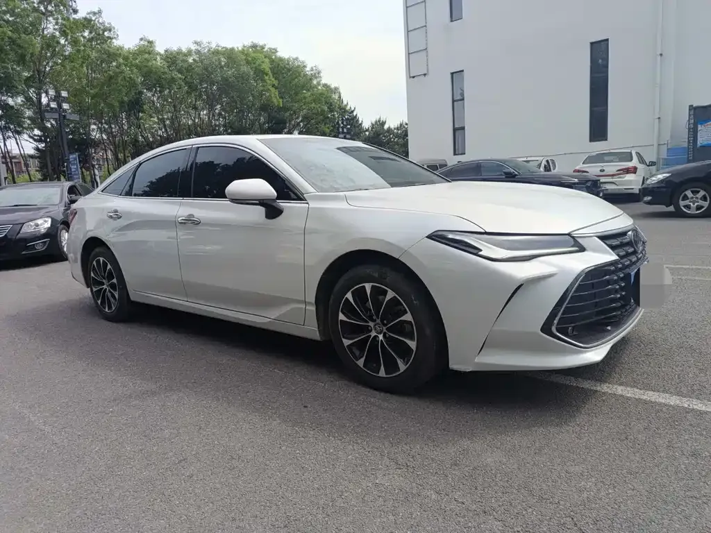 Toyota Avalon 2022 из CN, фото 6