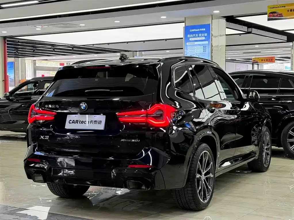 BMW X3 — фото 9