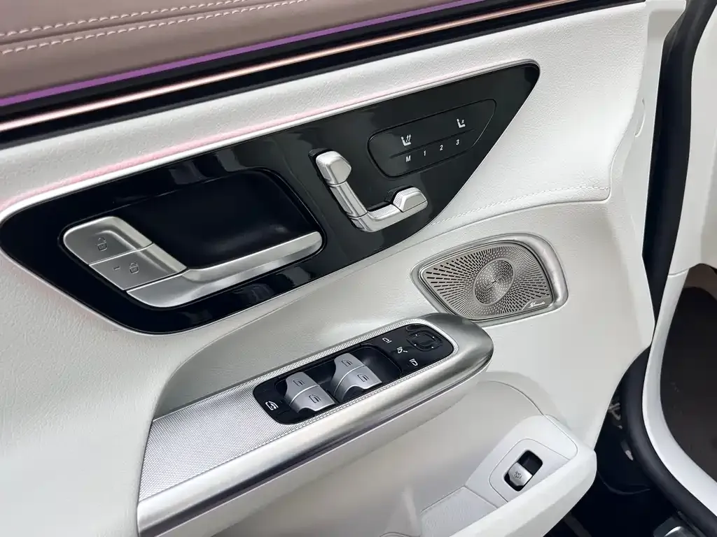 Mercedes-Benz EQE 2023 из CN, фото 5