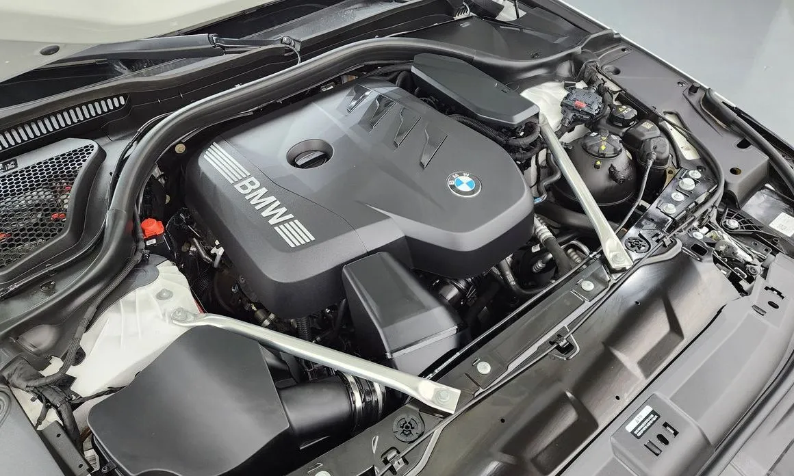 BMW 5-Series 2025 из KR, фото 10