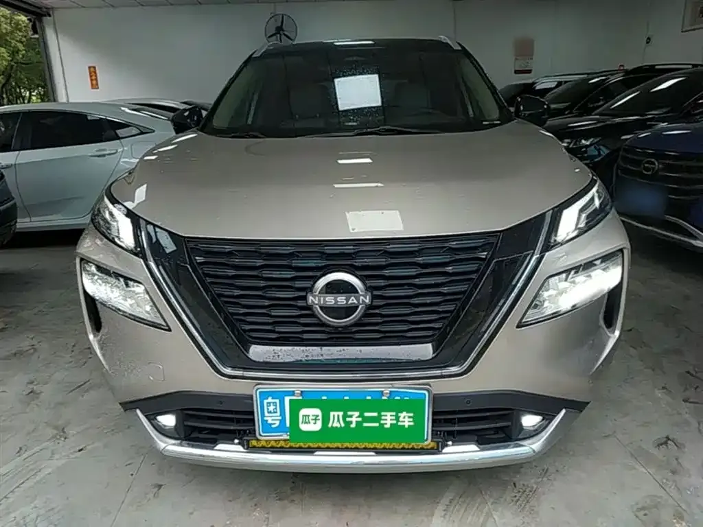 Nissan X-Trail — фото 10