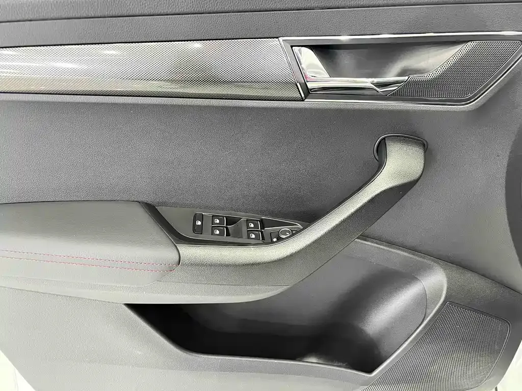 Skoda Karoq 2022 из CN, фото 9