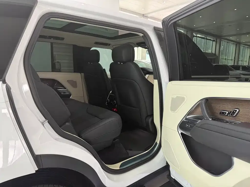 Land Rover Range Rover 2023 из CN, фото 9