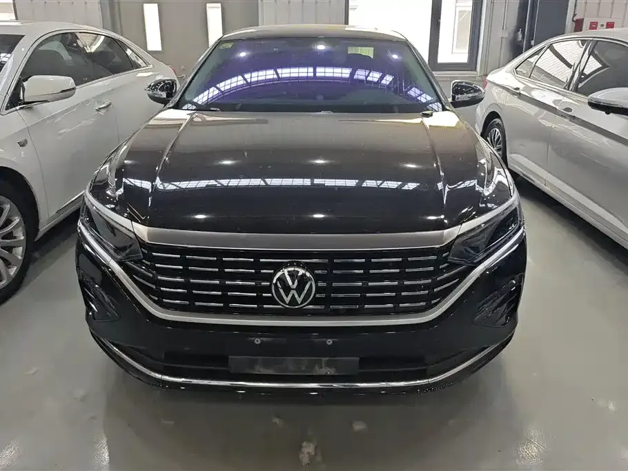 Volkswagen Passat — фото 9