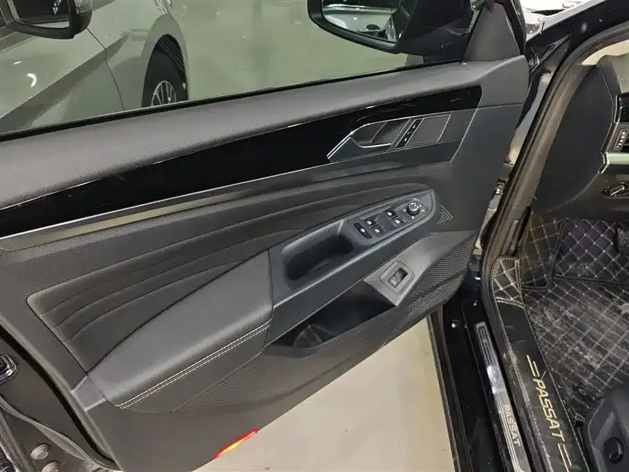 Volkswagen Passat — фото 2