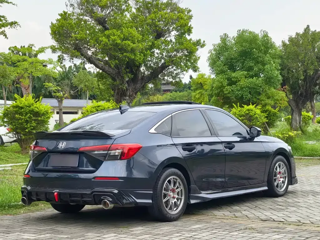 Honda Civic — фото 9