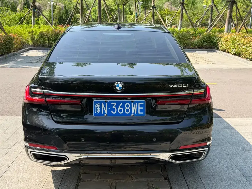 BMW 7 Series 2022 из CN, фото 9