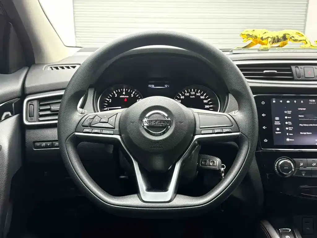 Nissan Qashqai — фото 10