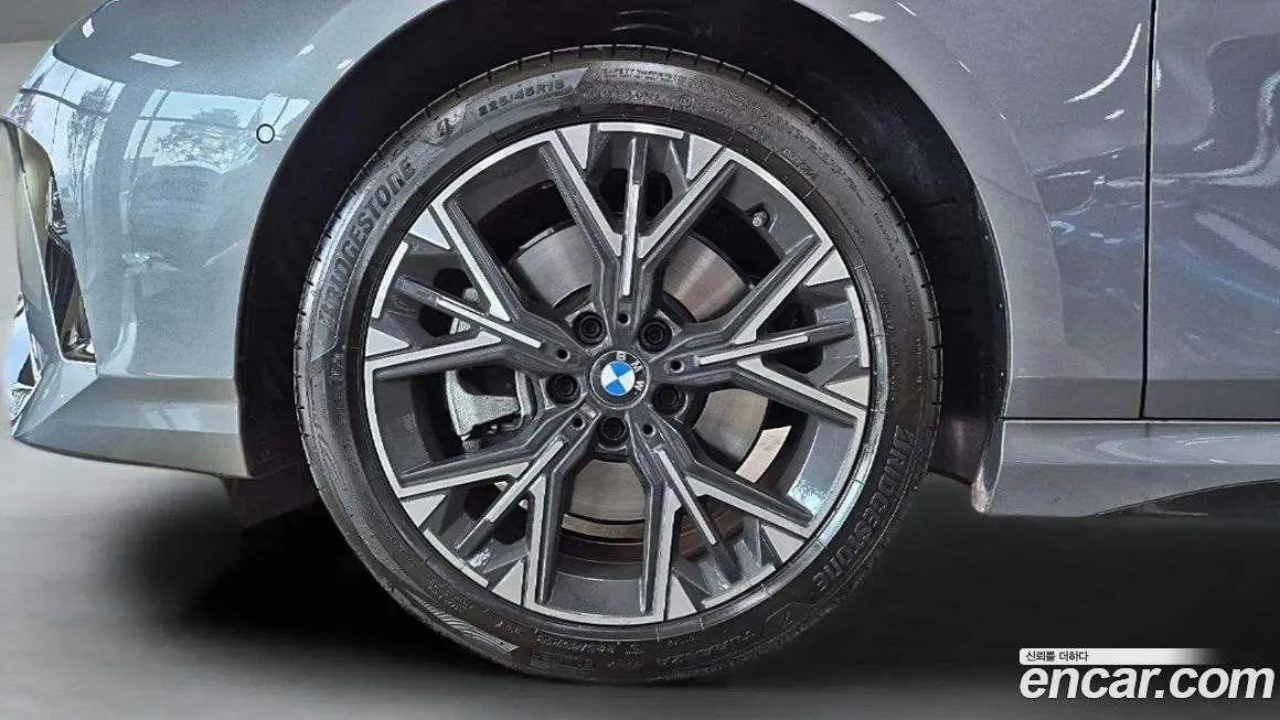BMW 1-Series 2025 из KR, фото 9