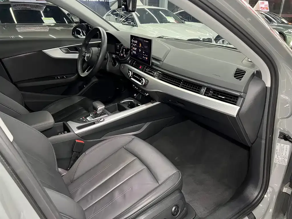 Audi A4 (Import) 2022 из CN, фото 8