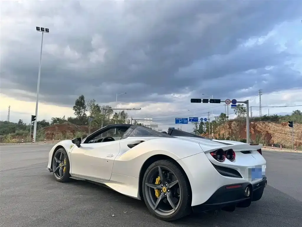 Ferrari F8 2023 из CN, фото 2