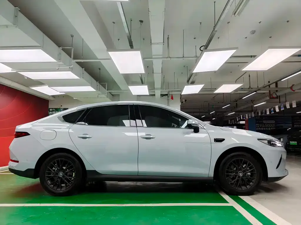 BYD Qin PLUS 2025 из CN, фото 2