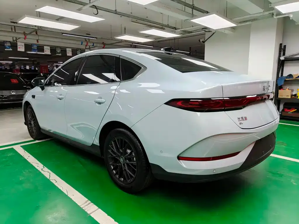 BYD Qin PLUS 2025 из CN, фото 10