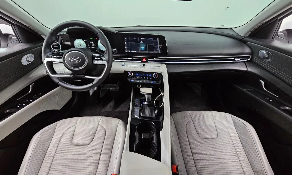 Hyundai AVANTE — фото 6